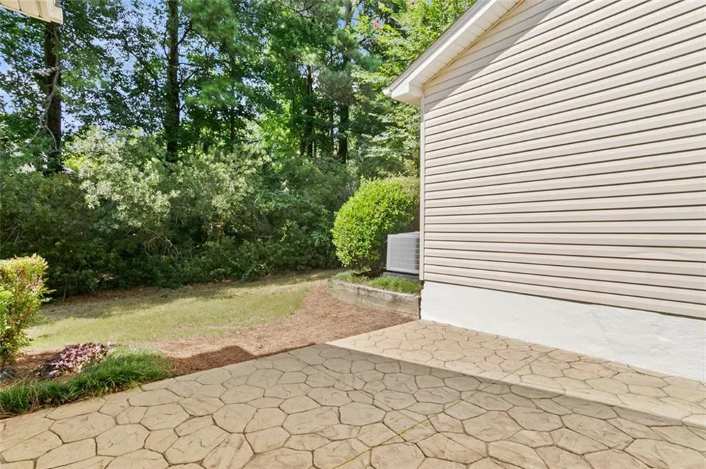 4617 Eden Ridge Drive Acworth, GA 30101