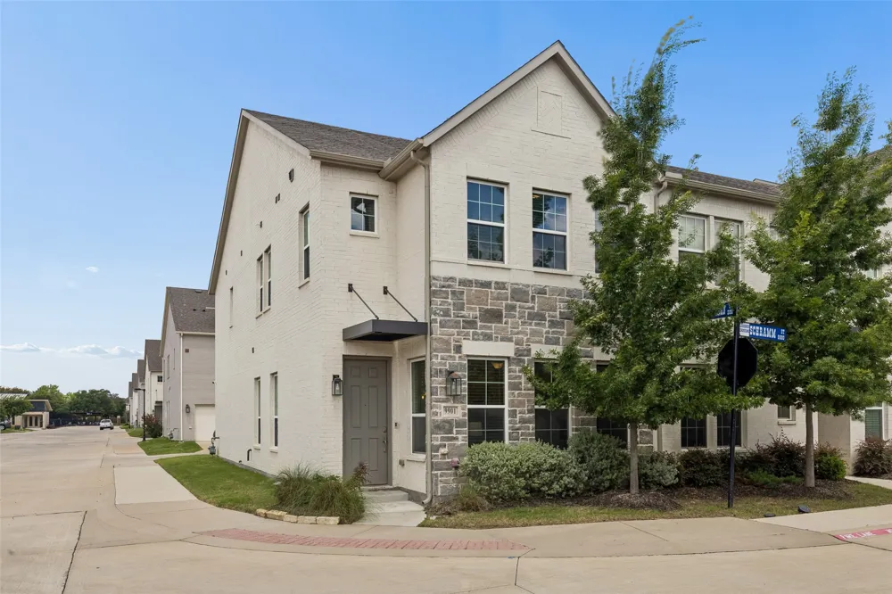 9901 Schramm Street Irving, TX 75063