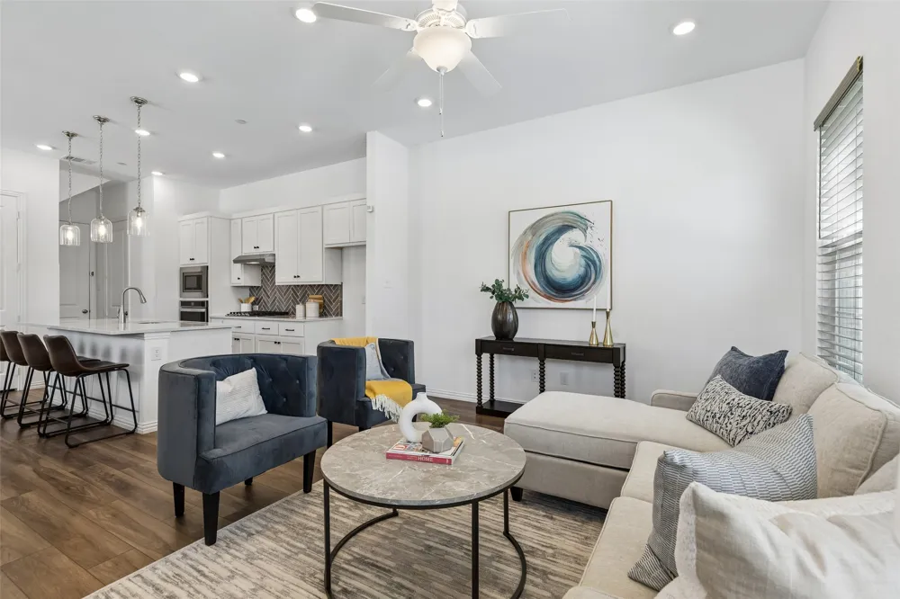9901 Schramm Street Irving, TX 75063