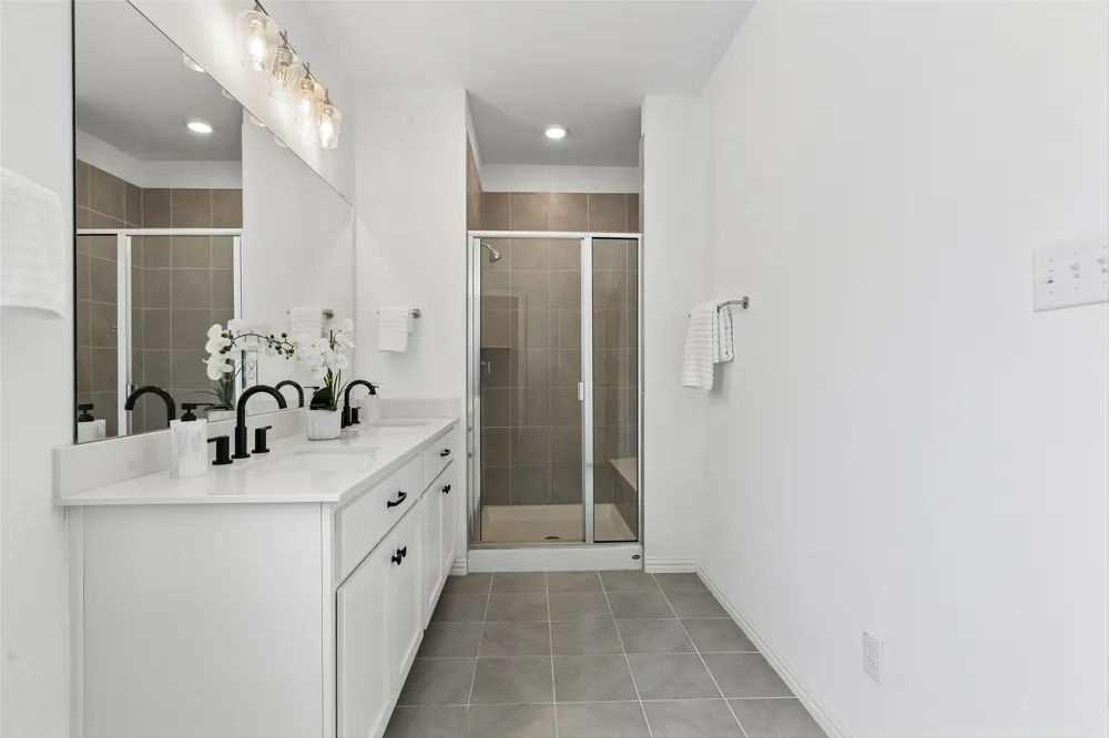 9901 Schramm Street Irving, TX 75063