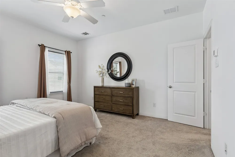 9901 Schramm Street Irving, TX 75063