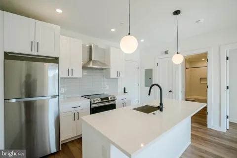 5904 GERMANTOWN AVENUE #505