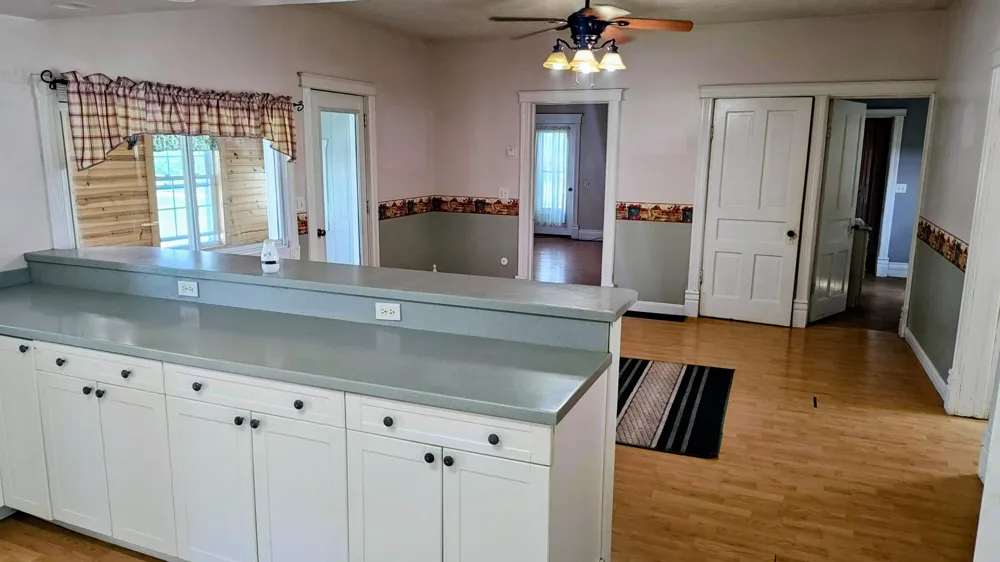 1266 S Lake Road Greenville, MI 48838