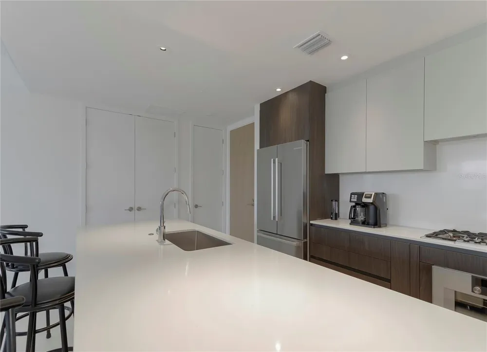 1020 SUNSET POINT ROAD #302 Clearwater, FL 33755