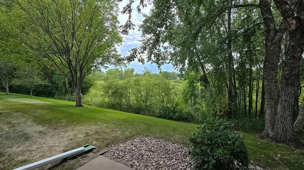 2024 Gresham Avenue Oakdale, MN 55128