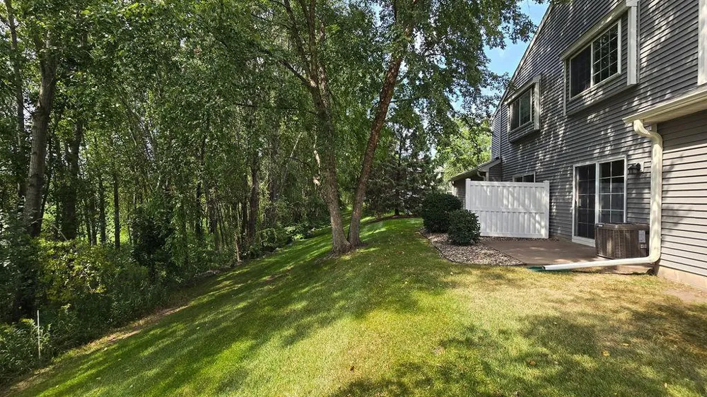 2024 Gresham Avenue Oakdale, MN 55128