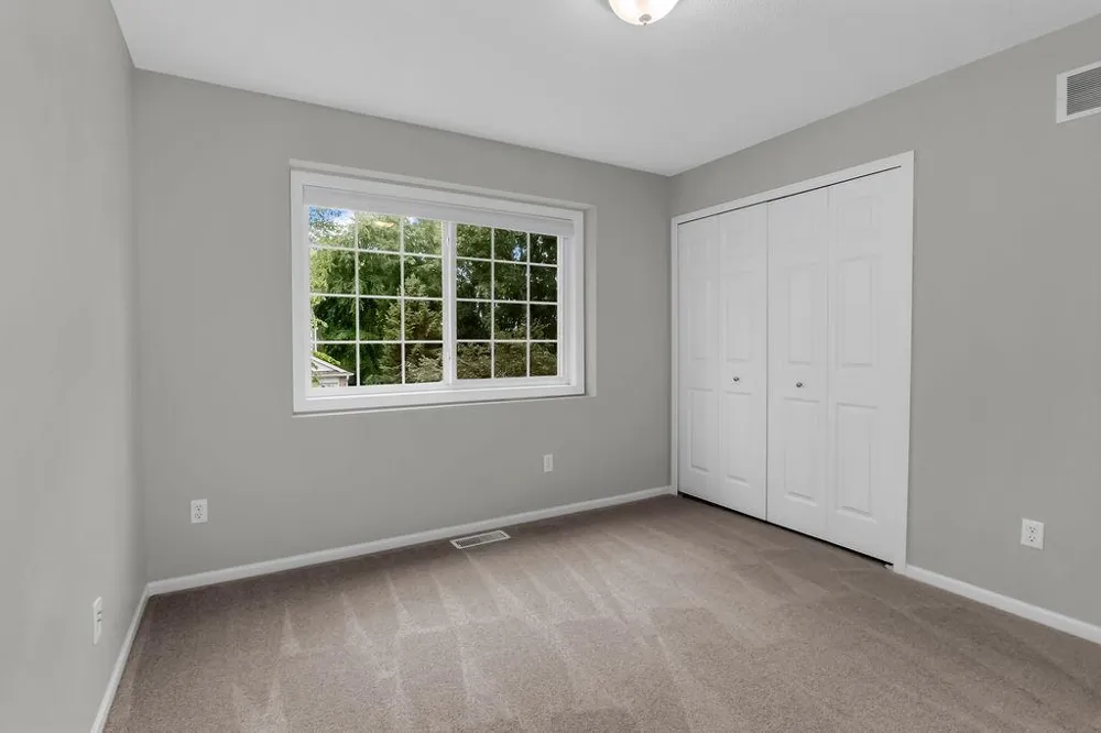 2024 Gresham Avenue Oakdale, MN 55128