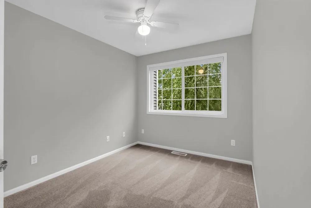 2024 Gresham Avenue Oakdale, MN 55128