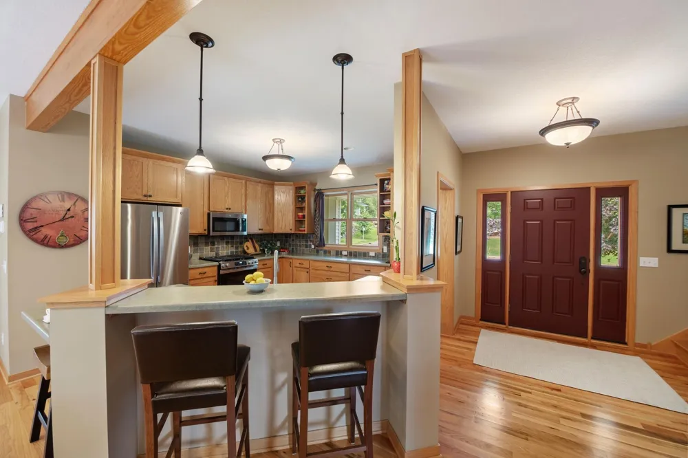782 New Century Boulevard S Maplewood, MN 55119