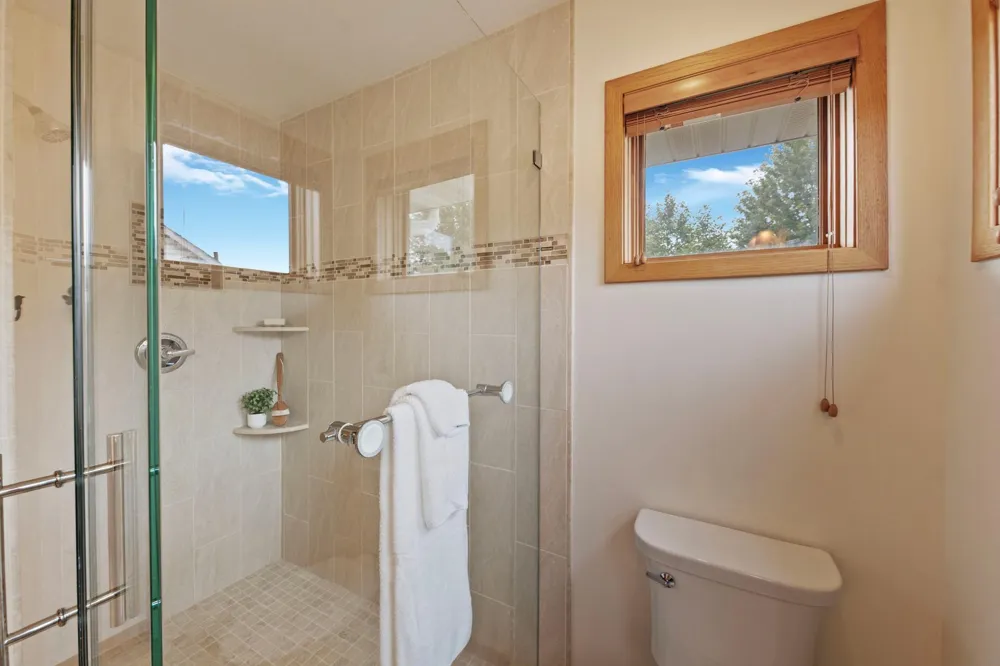 782 New Century Boulevard S Maplewood, MN 55119