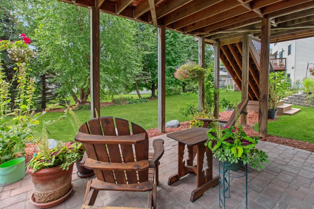 782 New Century Boulevard S Maplewood, MN 55119