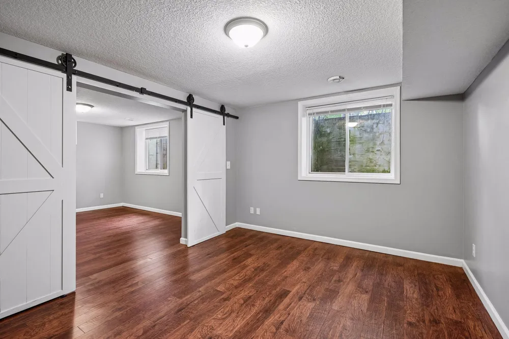 5112 Willow Lane Minnetonka, MN 55345