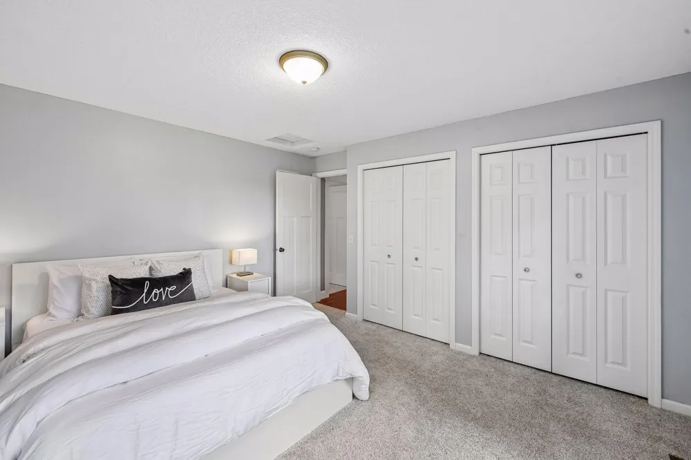 5112 Willow Lane Minnetonka, MN 55345