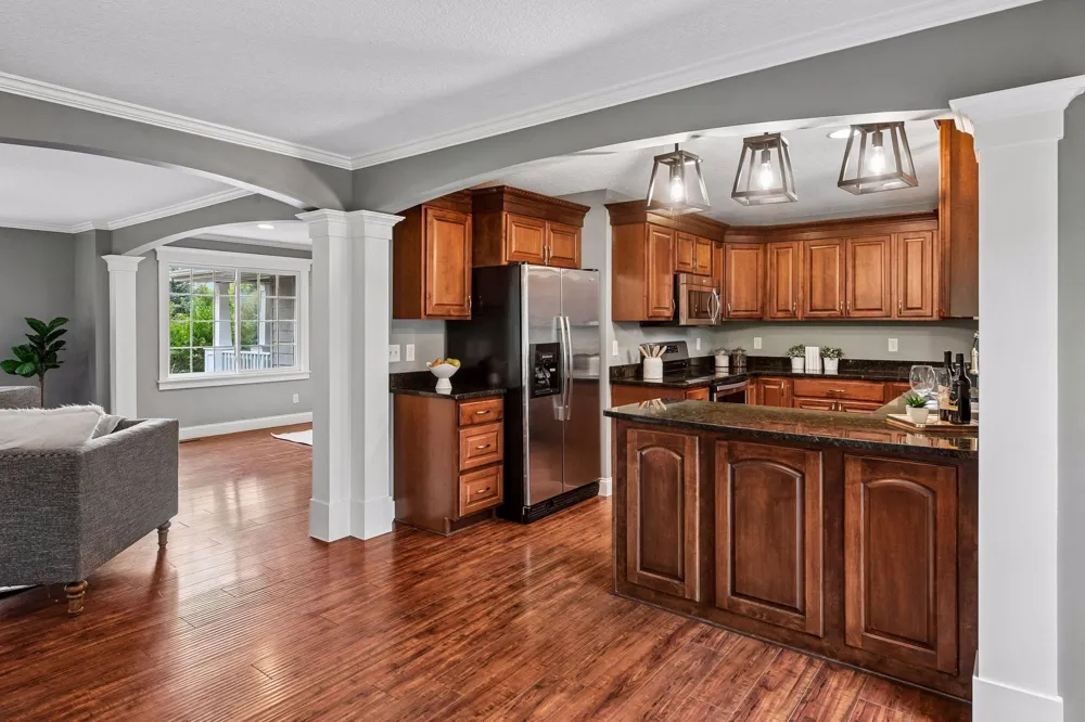 5112 Willow Lane Minnetonka, MN 55345
