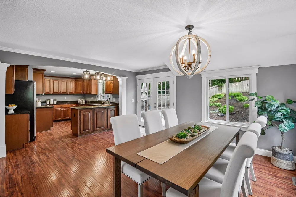 5112 Willow Lane Minnetonka, MN 55345