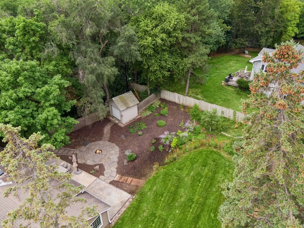 5112 Willow Lane Minnetonka, MN 55345