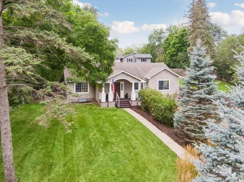 5112 Willow Lane