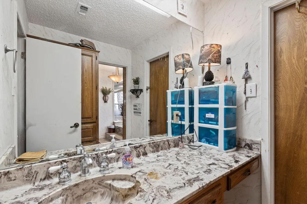 442 High View Drive Denison, TX 75020