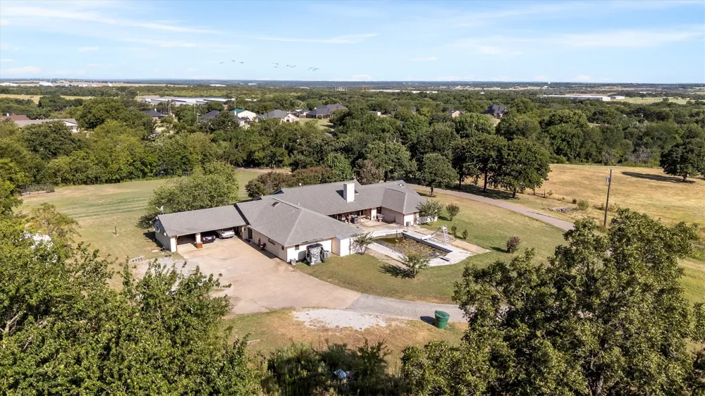 442 High View Drive Denison, TX 75020