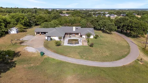 442 High View Drive