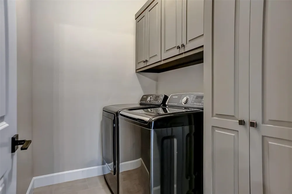 3818 Sumner Court Sherman, TX 75090