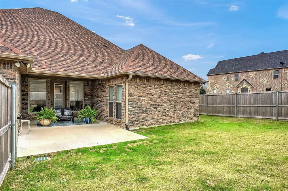 3818 Sumner Court Sherman, TX 75090