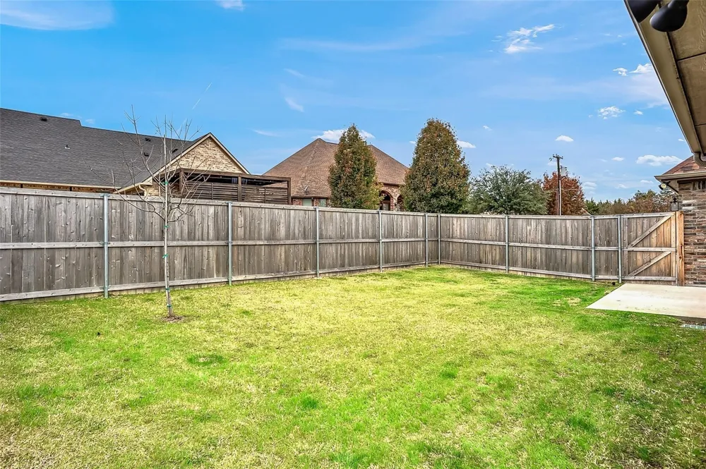 3818 Sumner Court Sherman, TX 75090