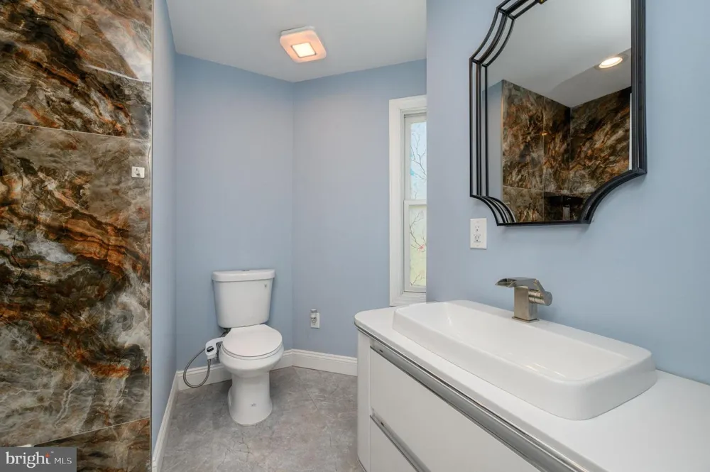 11 BROOK ROAD Kendall Park, NJ 08824