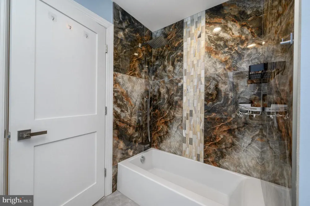 11 BROOK ROAD Kendall Park, NJ 08824