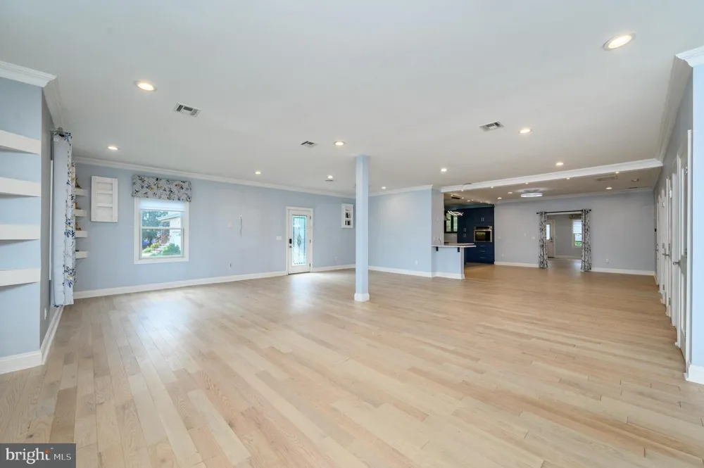 11 BROOK ROAD Kendall Park, NJ 08824