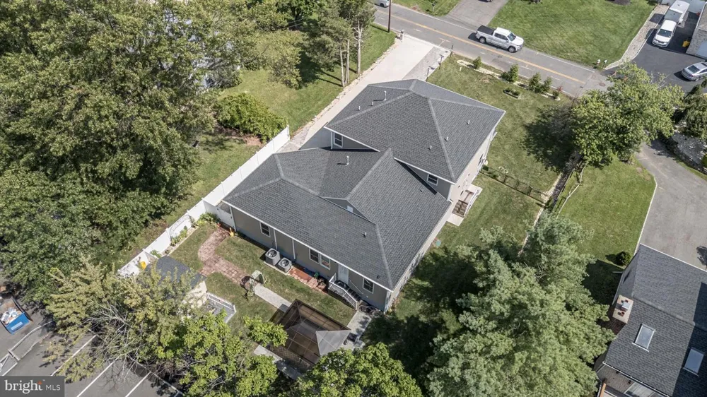 11 BROOK ROAD Kendall Park, NJ 08824