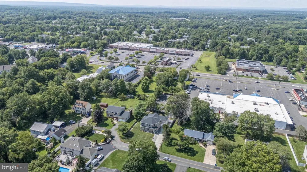 11 BROOK ROAD Kendall Park, NJ 08824