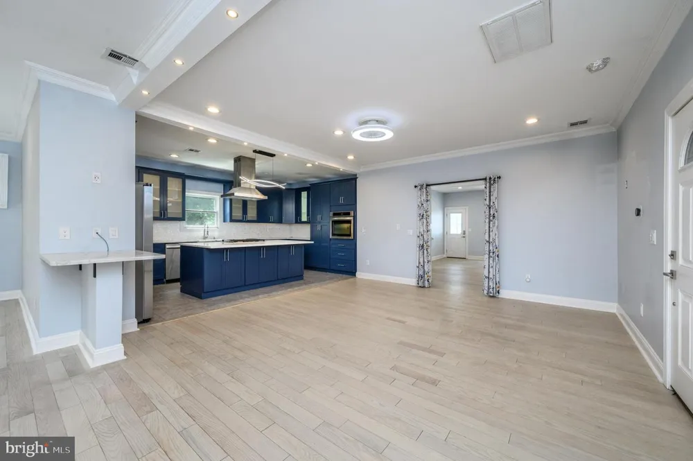 11 BROOK ROAD Kendall Park, NJ 08824