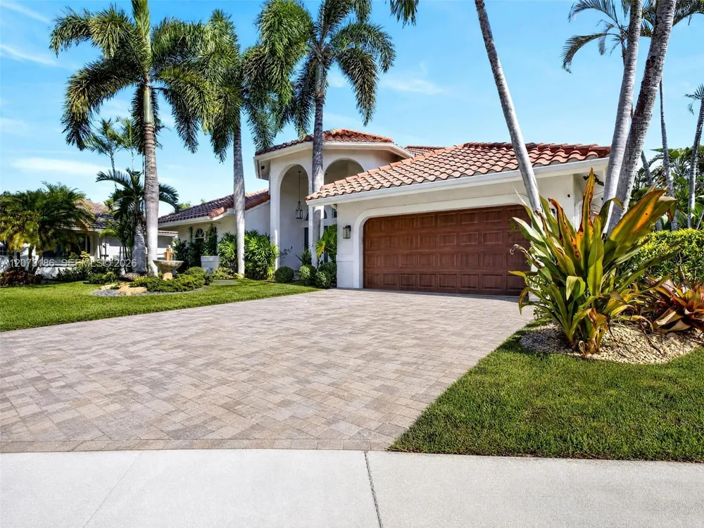 719 Crystal Ct Weston, FL 33326
