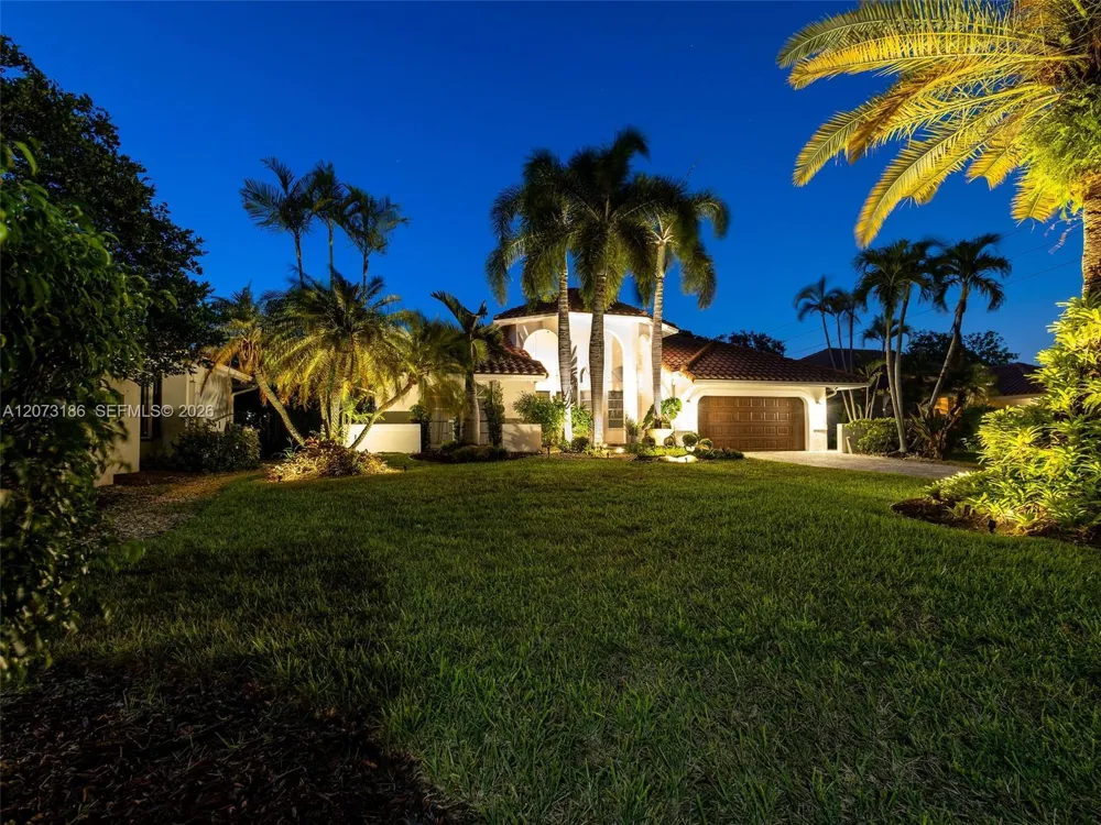 719 Crystal Ct Weston, FL 33326