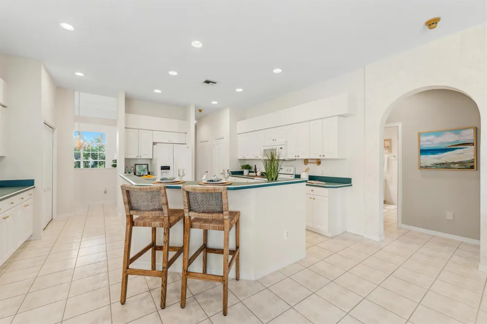 4931 SE Lost Lake Way Hobe Sound, FL 33455