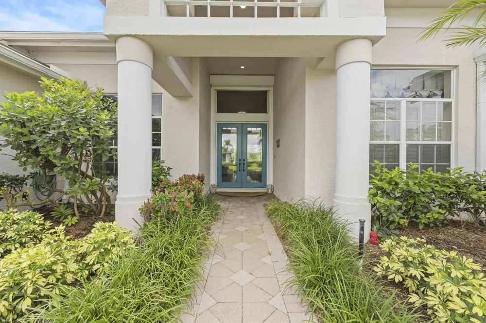 4931 SE Lost Lake Way Hobe Sound, FL 33455