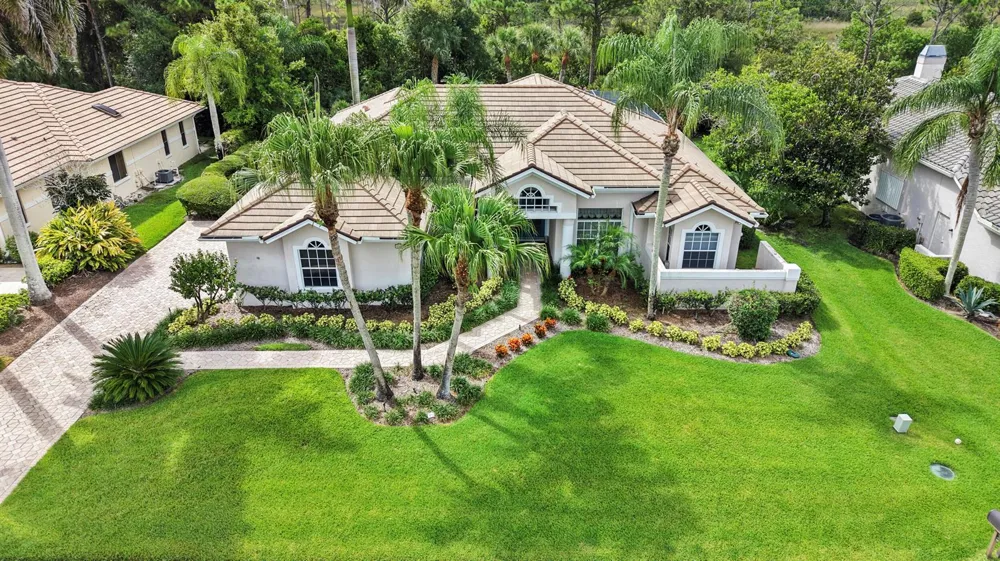 4931 SE Lost Lake Way Hobe Sound, FL 33455