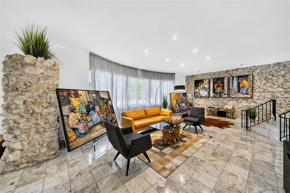 12555 SW 69th Ct Pinecrest, FL 33156