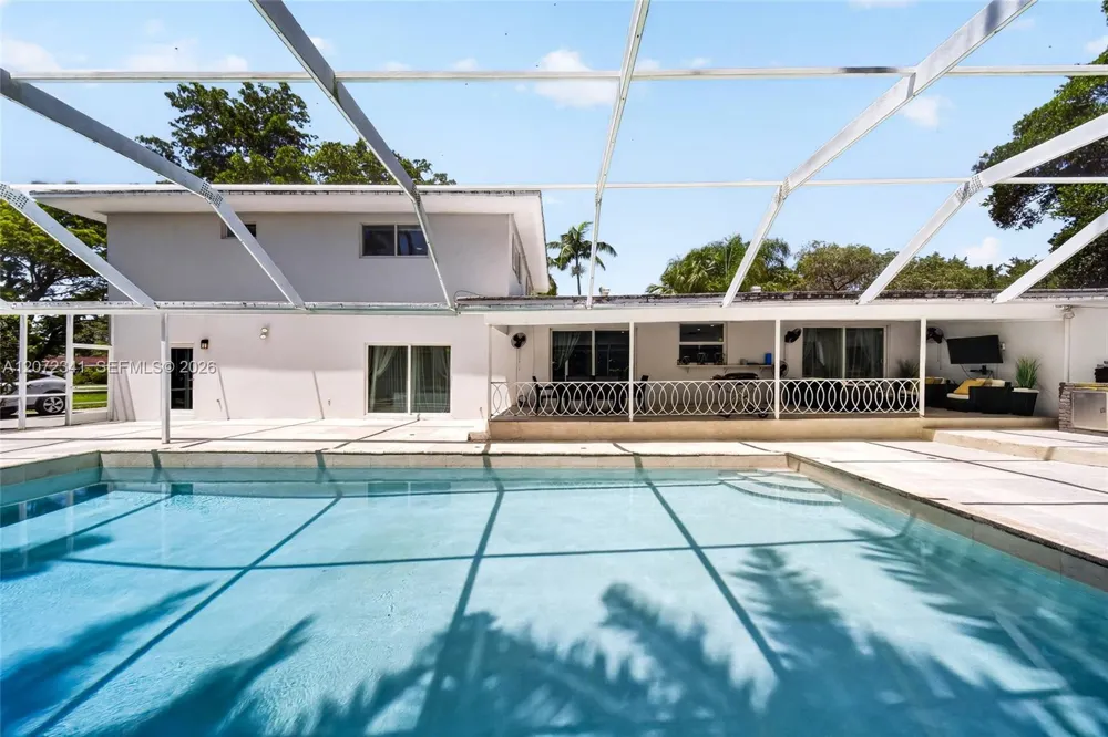 12555 SW 69th Ct Pinecrest, FL 33156