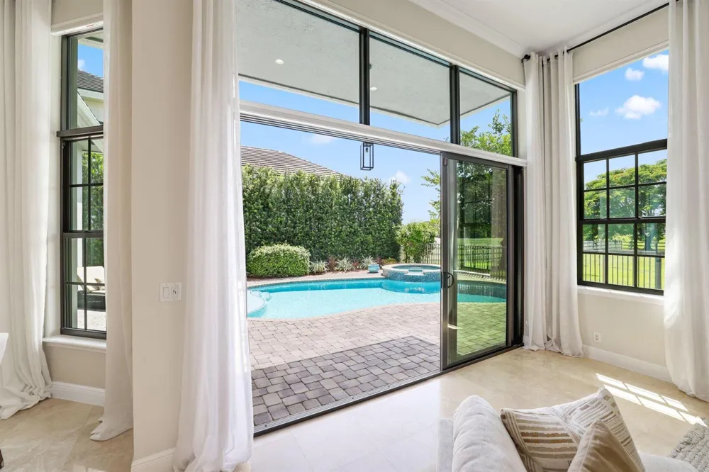 8977 Stone Pier Drive Boynton Beach, FL 33472