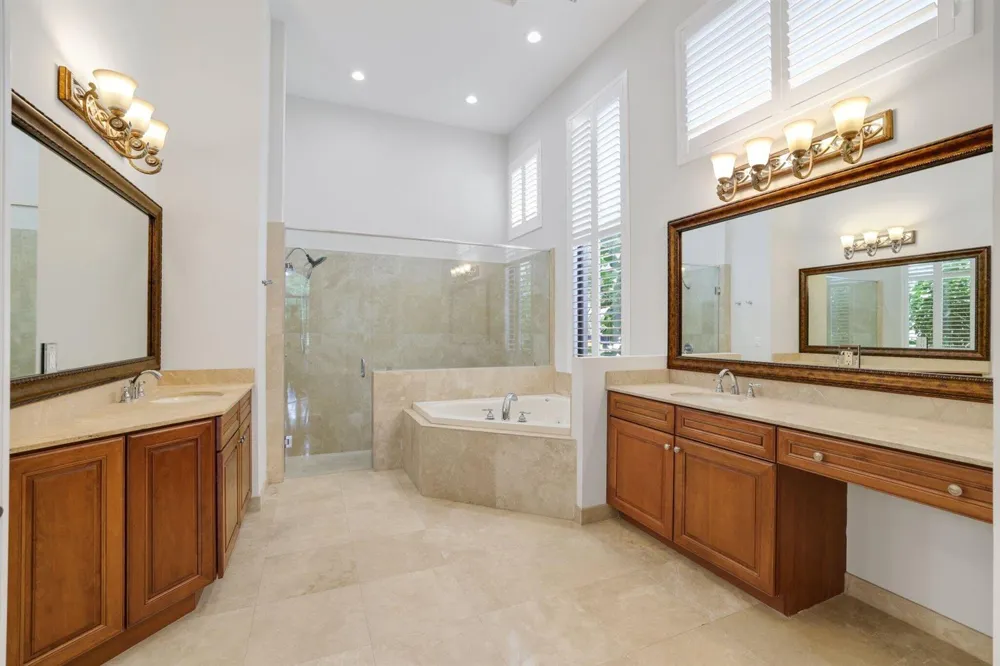 8977 Stone Pier Drive Boynton Beach, FL 33472