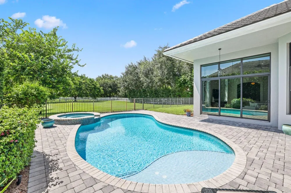 8977 Stone Pier Drive Boynton Beach, FL 33472