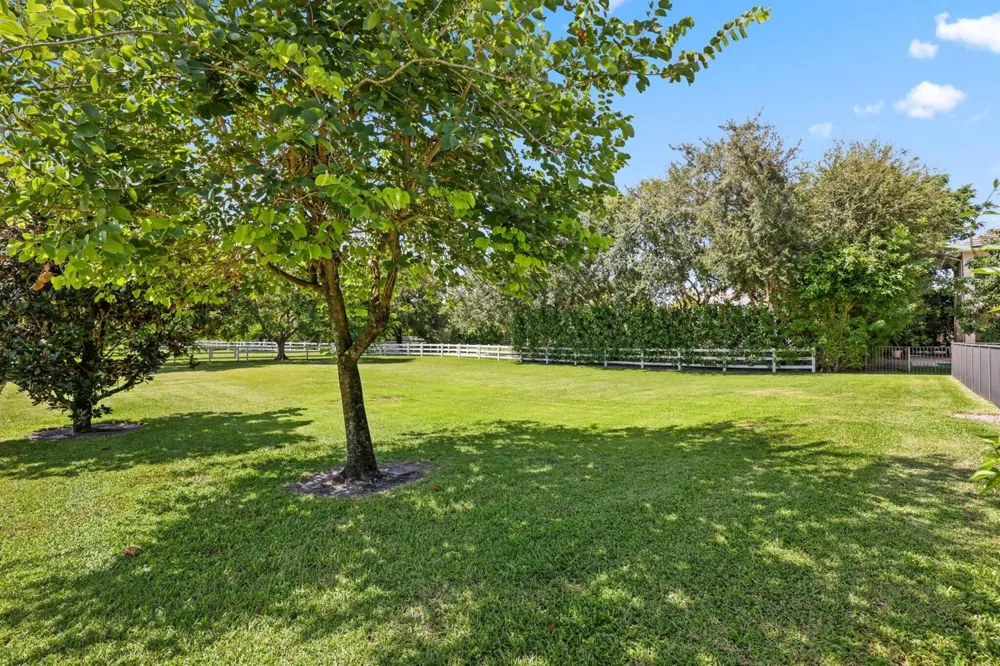 8977 Stone Pier Drive Boynton Beach, FL 33472