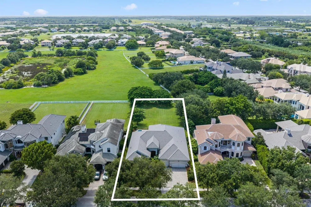 8977 Stone Pier Drive Boynton Beach, FL 33472