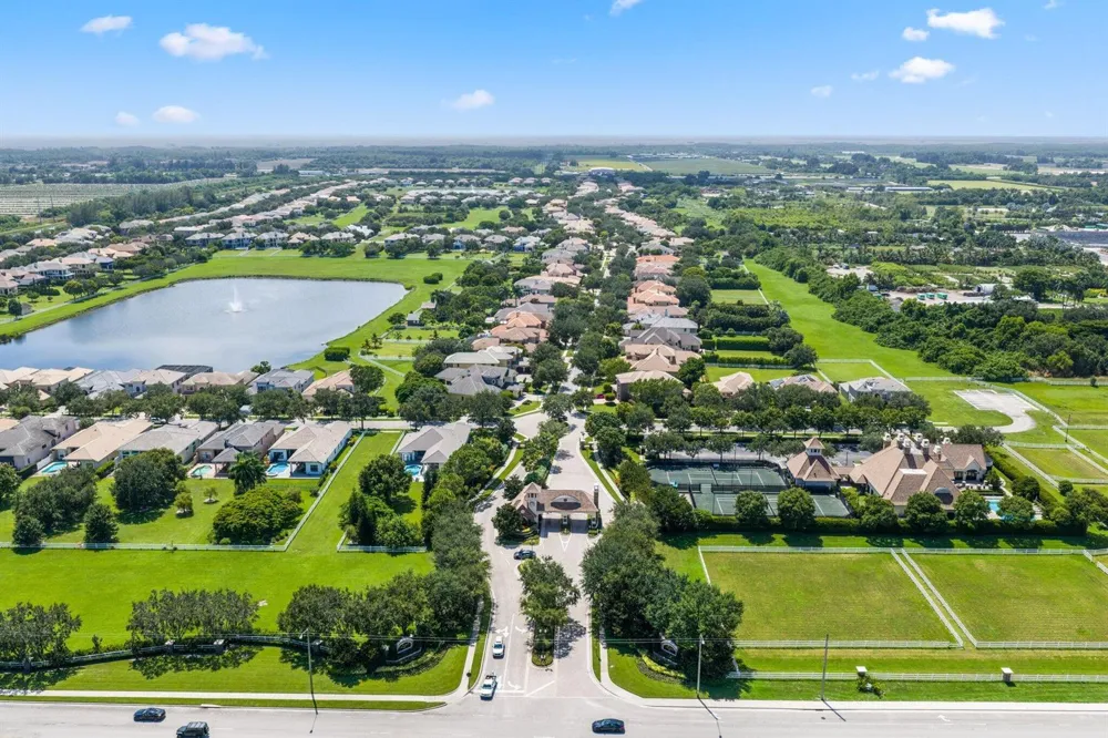 8977 Stone Pier Drive Boynton Beach, FL 33472