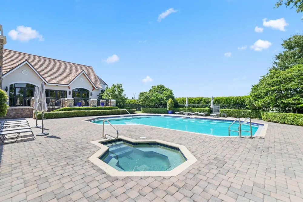8977 Stone Pier Drive Boynton Beach, FL 33472