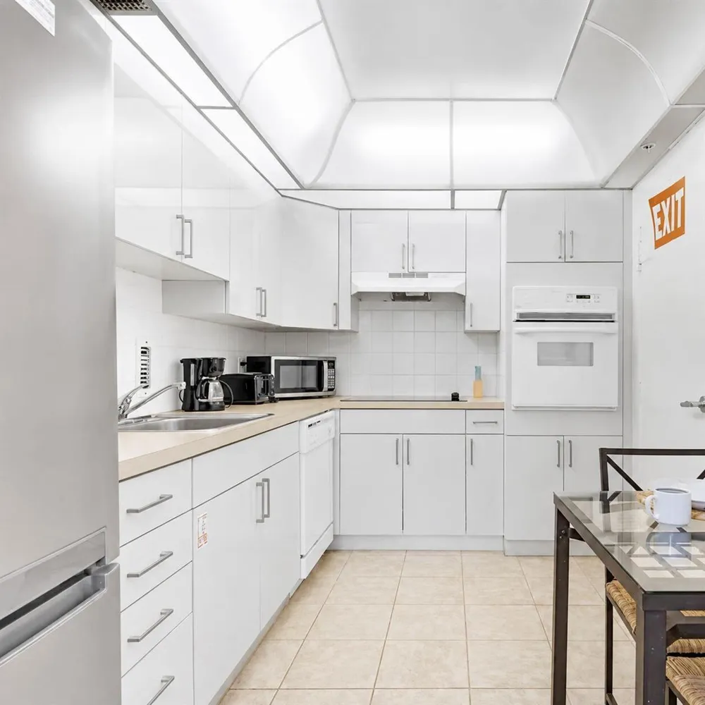 3801 S Ocean Drive #8b Hollywood, FL 33019