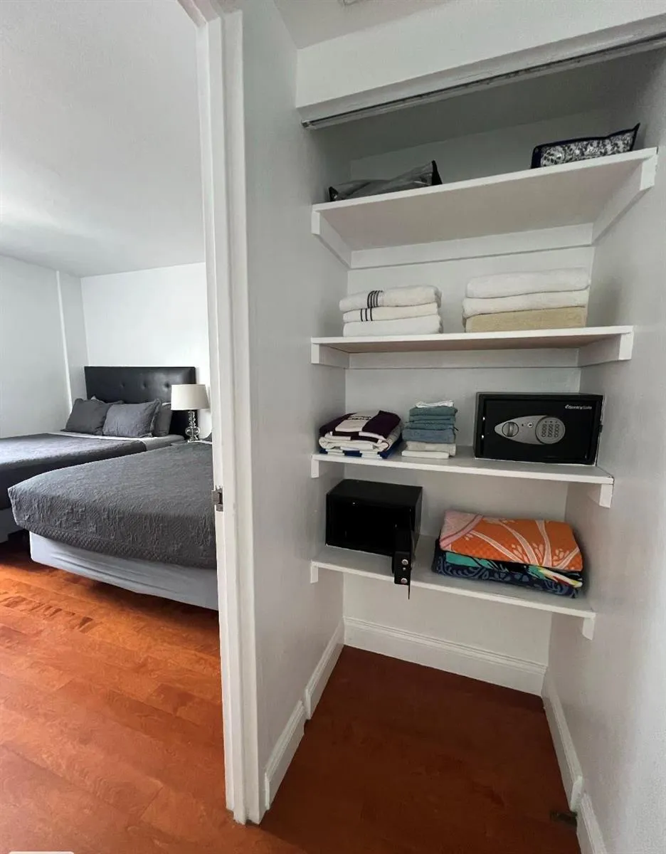 3801 S Ocean Drive #8b Hollywood, FL 33019