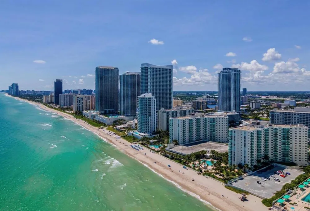 3801 S Ocean Drive #8b Hollywood, FL 33019